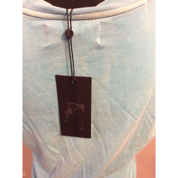 New NWT Kendall + Kylie Blue 1997 Crop Tee Short Sleeve Medium - Picture 3 of 4